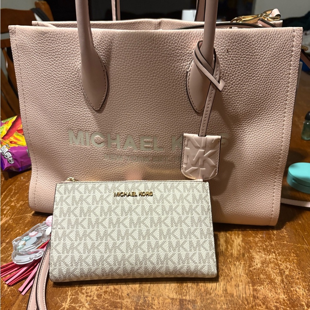 Michael Kors Blush Pink Tote and Cream Wallet Set